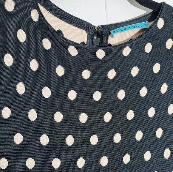 Alice + Olivia Marta Fitted Jersey Sleeveless Black and Cream Polka-dot Dress 6 - Picture 3 of 8